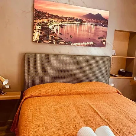 Maison Lilly 3* Napels