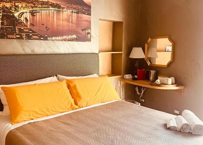 Maison Lilly بيت ضيافة نابولي